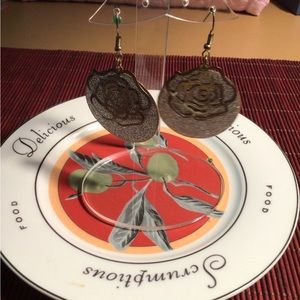 Gold CAMELIA EARRINGS